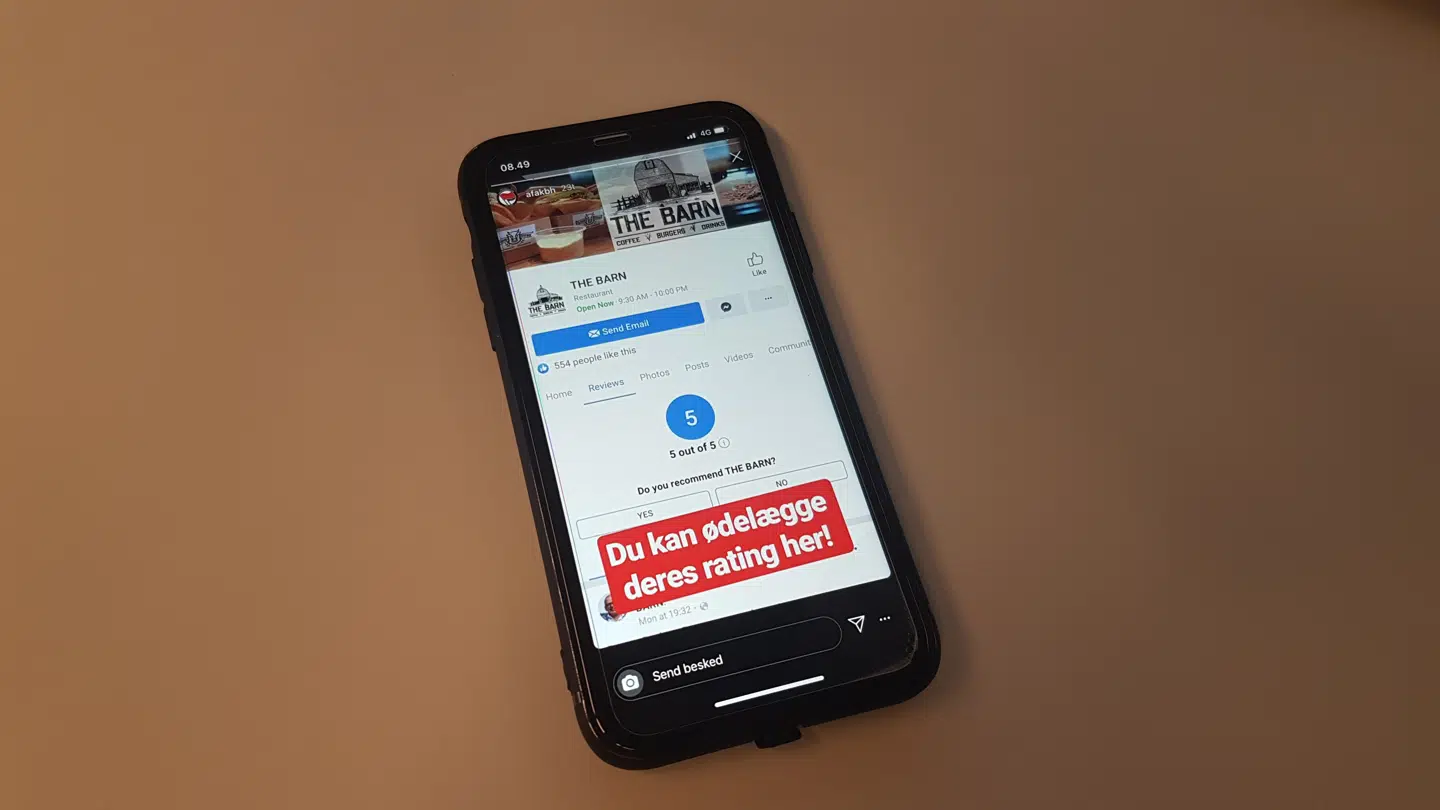 Gruppen Antifascistisk Aktion skrev onsdag på deres Instagram, at man kan ødelægge restaurantens samlede score ved at give dem en dårlig anmeldelse på Facebook.