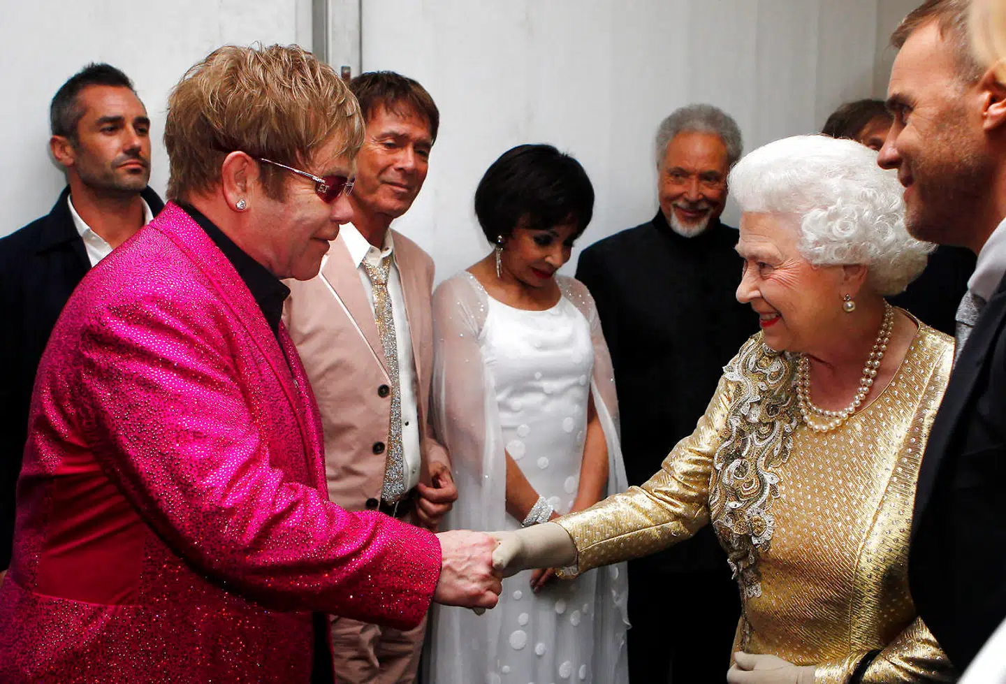 Elton John og dronning Elizabeth II.