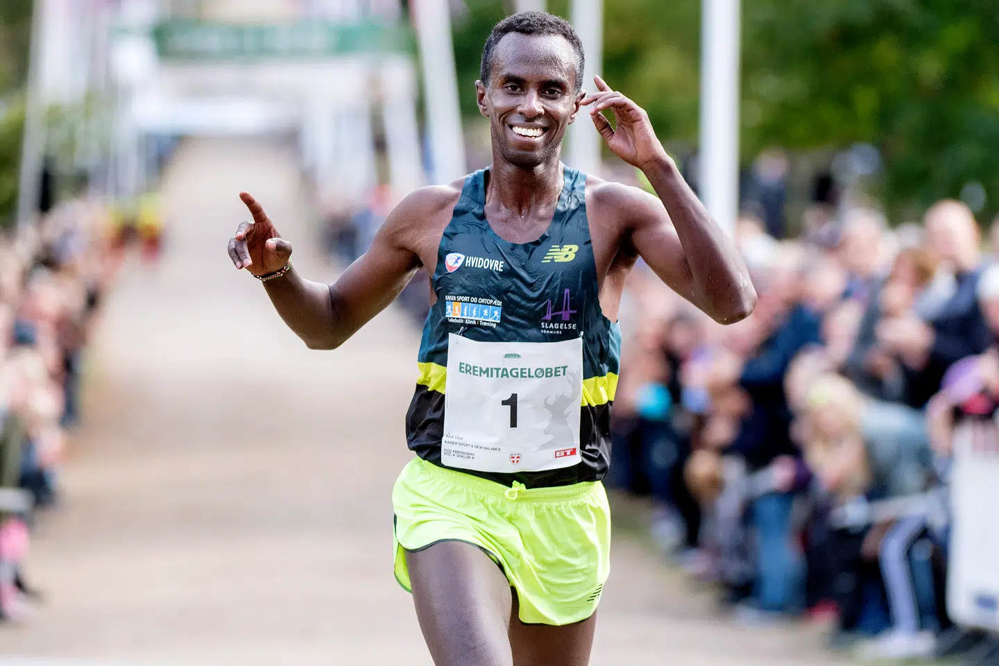 Abdi Hakin Ulad er en af Eremitageløbets ambassadører og har fire gange vundet løbet i Dyrehaven, Danmarks smukkeste scene.
