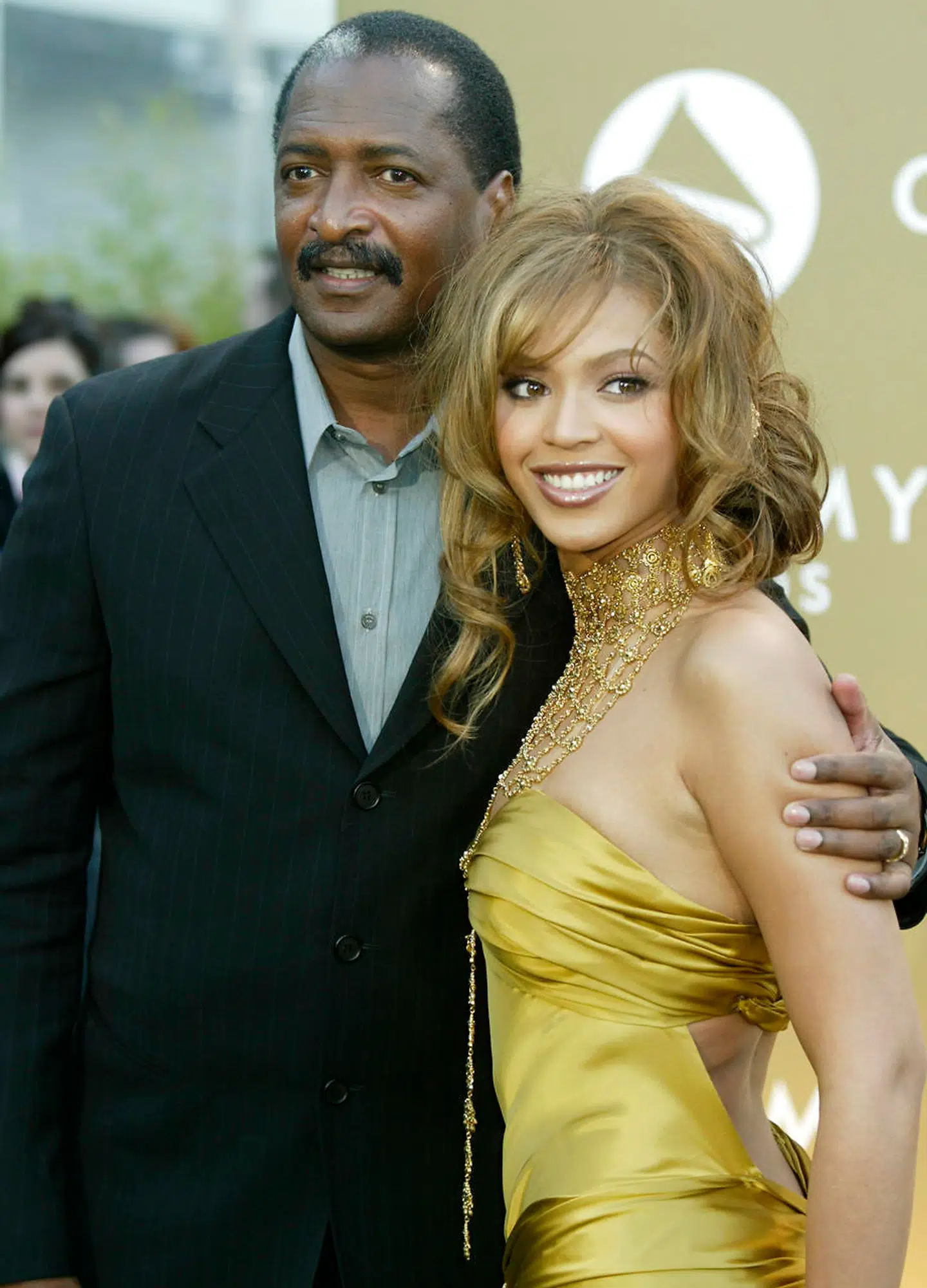 Beyonce Knowles med sin far, Mathew Knowles, i 2004.