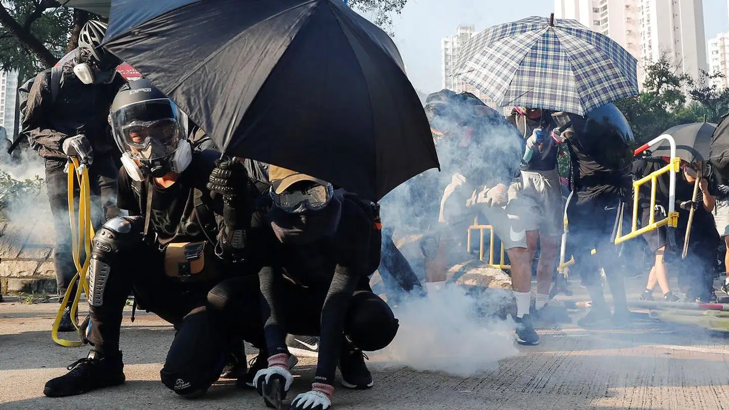 Vilde billeder fra Hongkong fra sammenstødet mellem demonstranter og politiet.