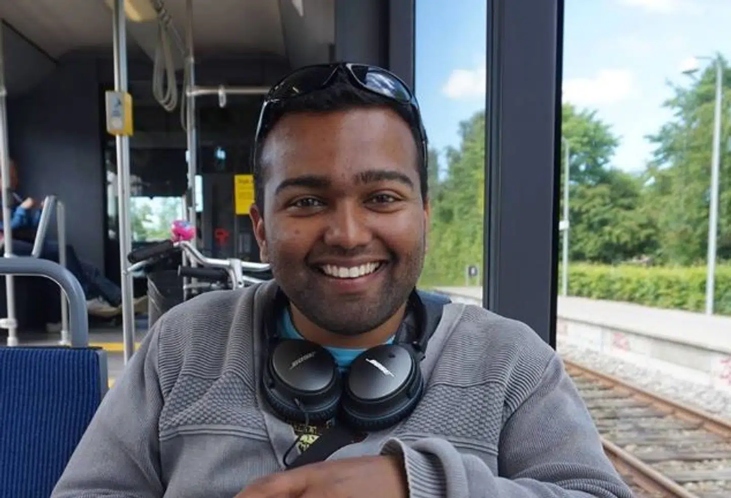 Kenny Kariyawasam, 25 år og Danmarks måske største tog-entusiast, ser frem til åbningen af Cityringen.