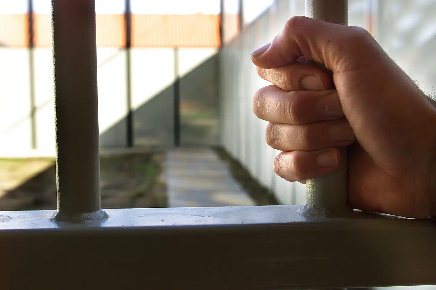 De indsatte sidder tæt i de danske fængsler og arresthuse, der flere steder har været nødt til at inddrage fællesrum til at lave midlertidige celler. Flere fanger sidder desuden sammen i enmandsceller, fordi der ikke er plads. (Arkivfoto) Ernst Van Norde/Ritzau Scanpix