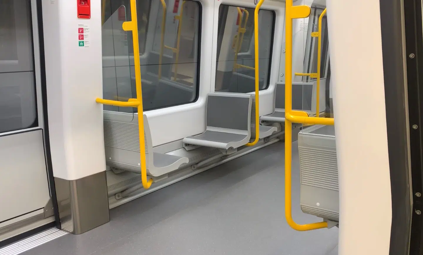 Her kan du se, at de fastgjorte sæder er blevet mindre.