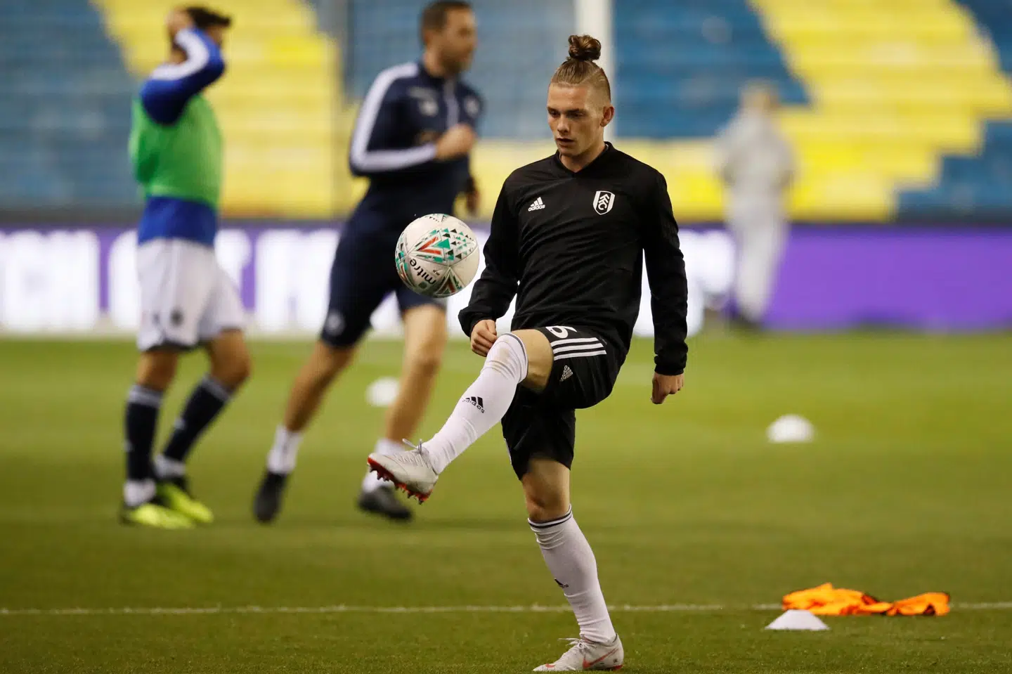 25. september 2018 blev den daværende Fulham-spiller Harvey Elliott skiftet ind for sin tidligere klub Fulham i en EFL Cup-kamp mod Millwall i en alder af 15 år og 174 dage og slog rekorden som den yngste spiller til at spille i EFL Cup. David Klein/Reuters