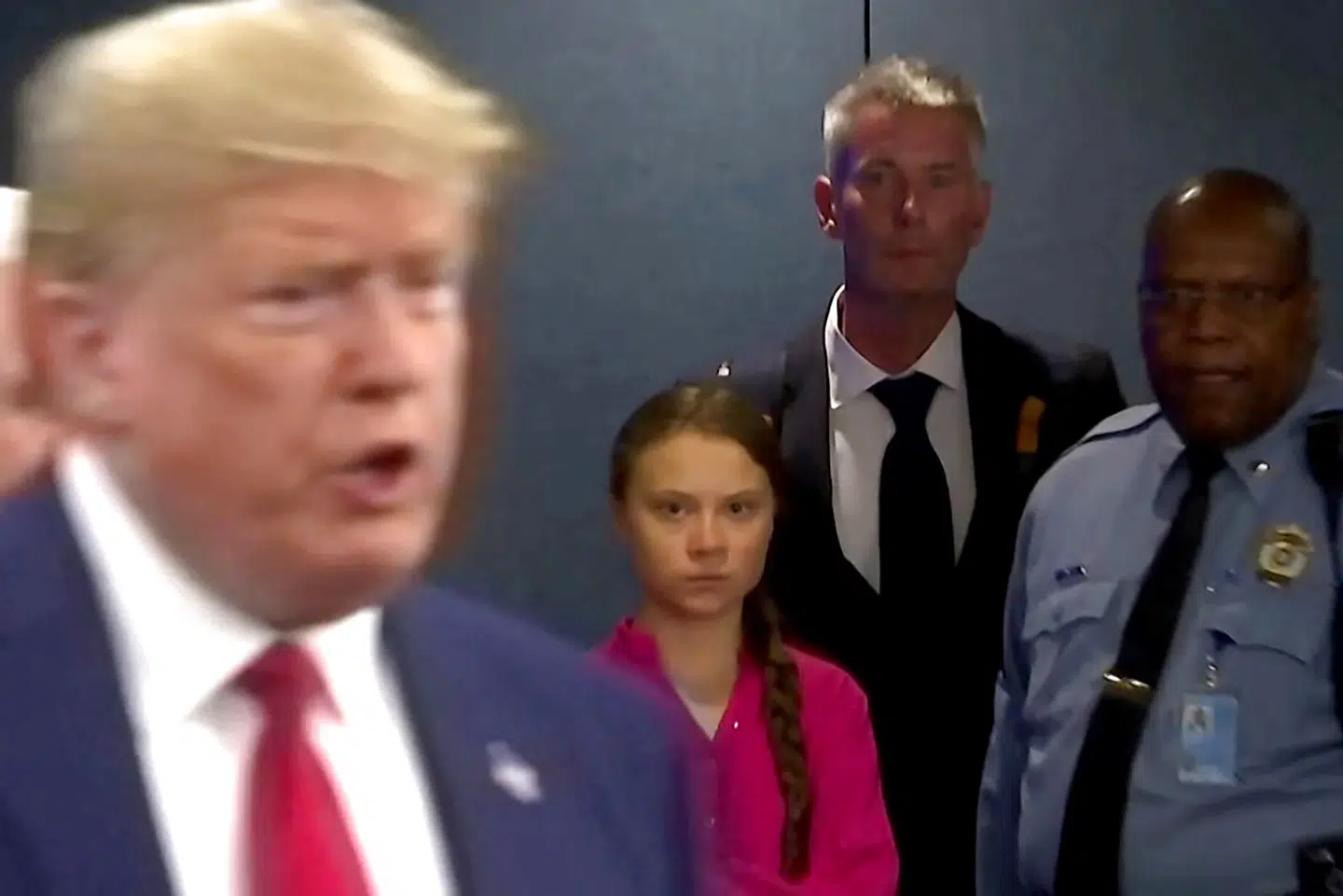 Greta Thunberg blev fanget på video, mens hun så Donald Trump ankomme til FN.