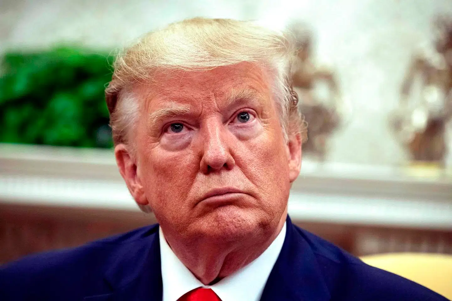 Donald Trump trues med rigsretssag. Men præsidentens tager ikke truslen så tungt. 'Blot endnu en heksejagt', skriver præsidenten på Twitter.