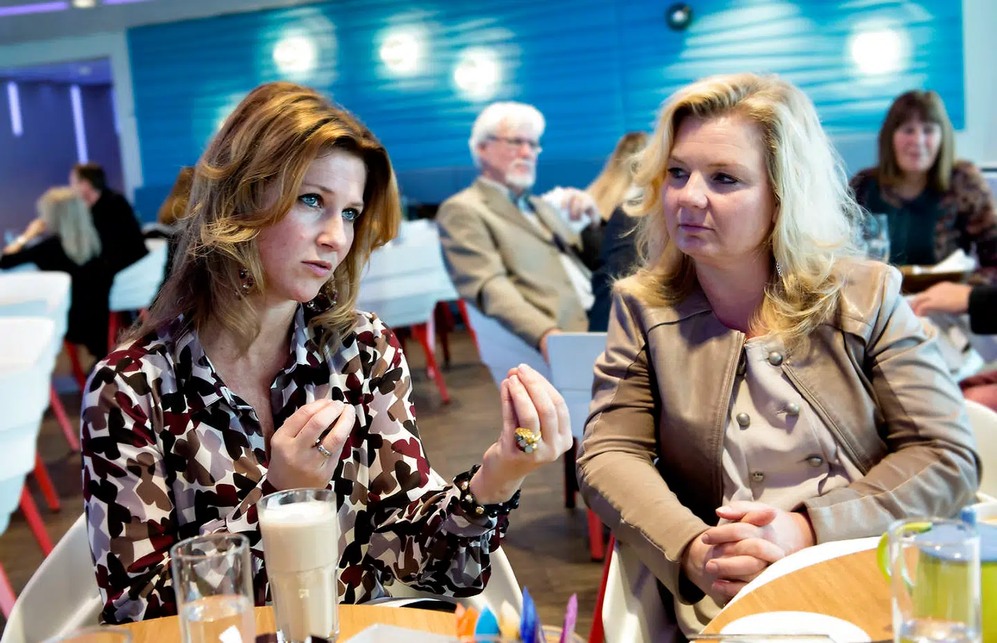Interview med den norske prinsesse Märtha Louise og hendes medforfatter Elisabeth Nordeng.