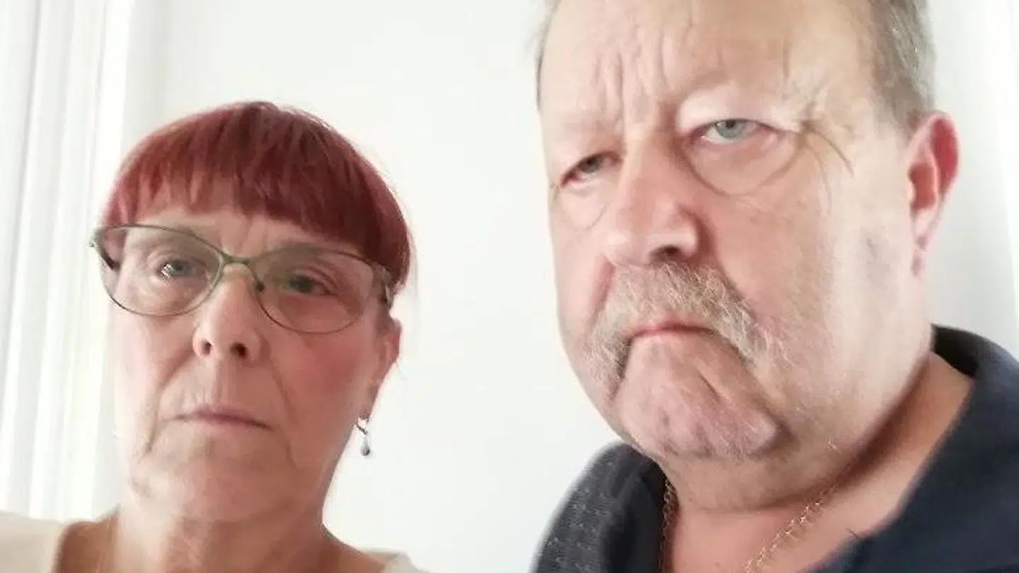 Bente og Henrik Jakobsen nåede igennem både check-in og sikkerhedskontrol, før de fik at vide, at deres fly til Cypern er aflyst på grund af rejseselskabet Thomas Cooks konkurs.