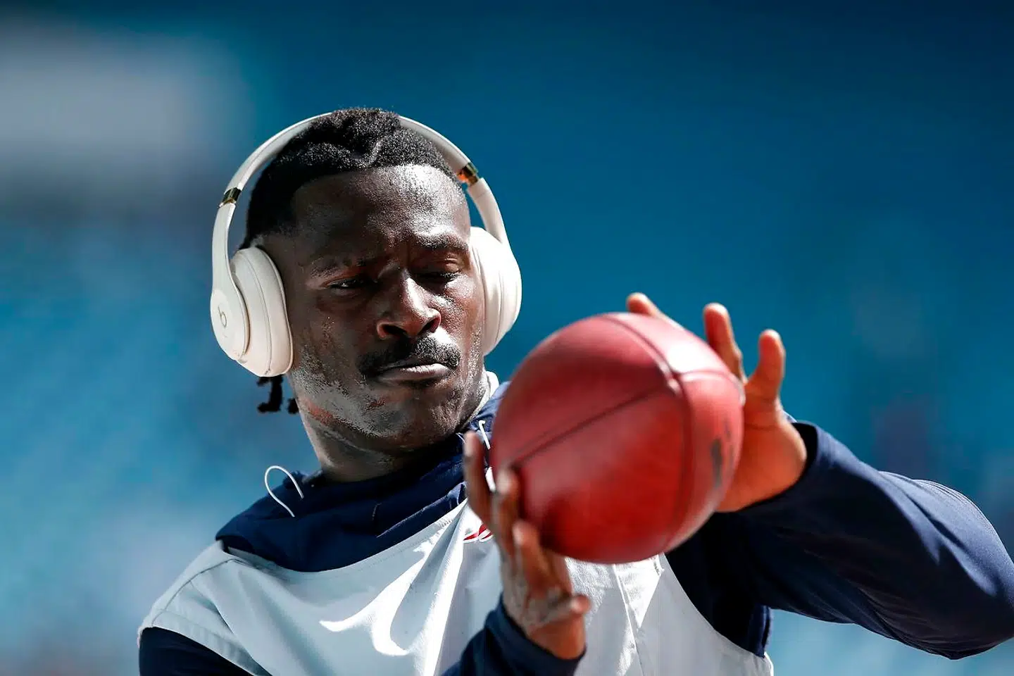 Antonio Brown er den måske mest kontroversielle sportsstjerne i øjeblikket.