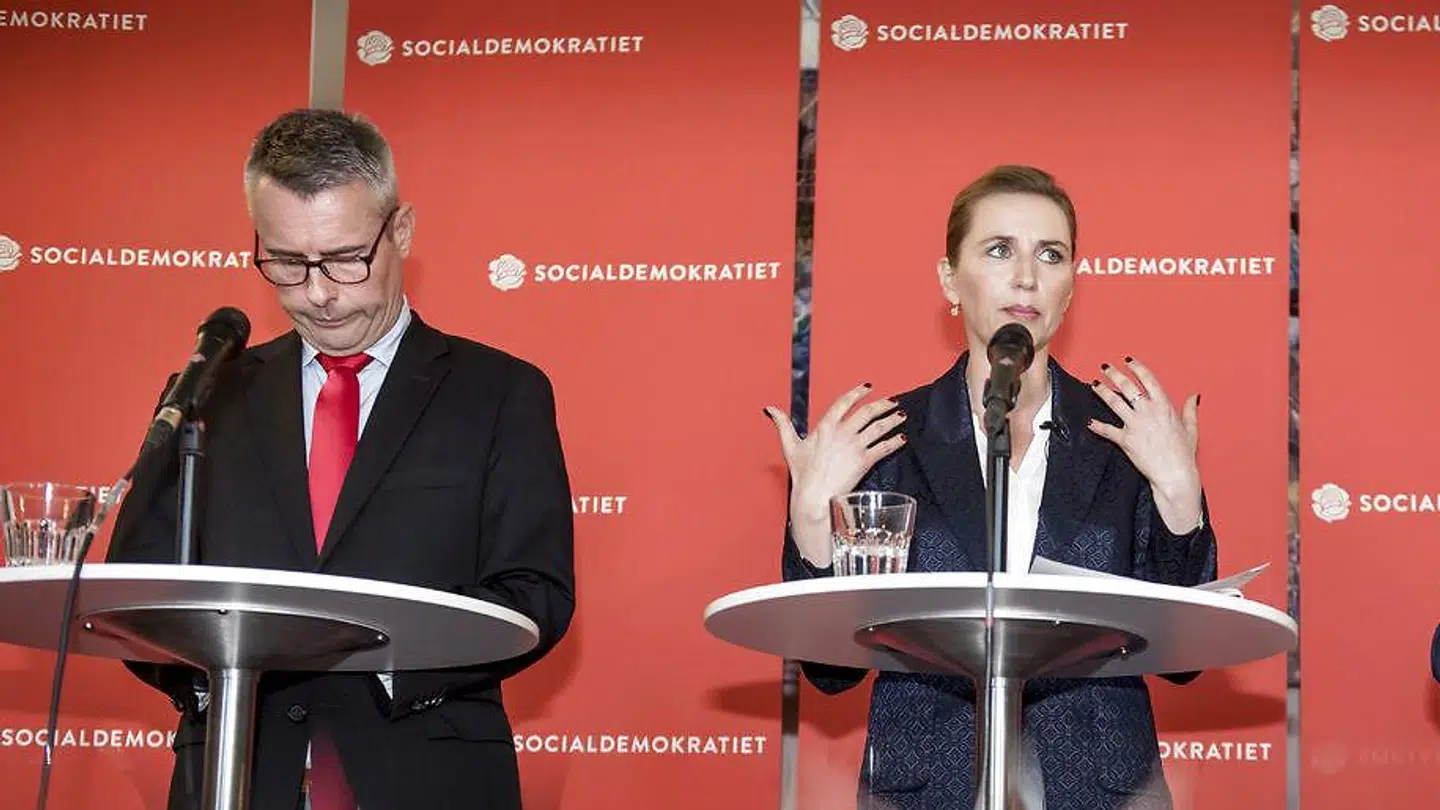 Henrik Sass Larsen, Mette Frederiksen og Nicolai Wammen præsenterer socialdemokratiets opdaterede 2025-plan 'Gør gode tider bedre - for alle" på et pressemøde i Socialdemokratiets gruppeværelse på Christiansborg, 20. maj 2019. Ritzau Scanpix.