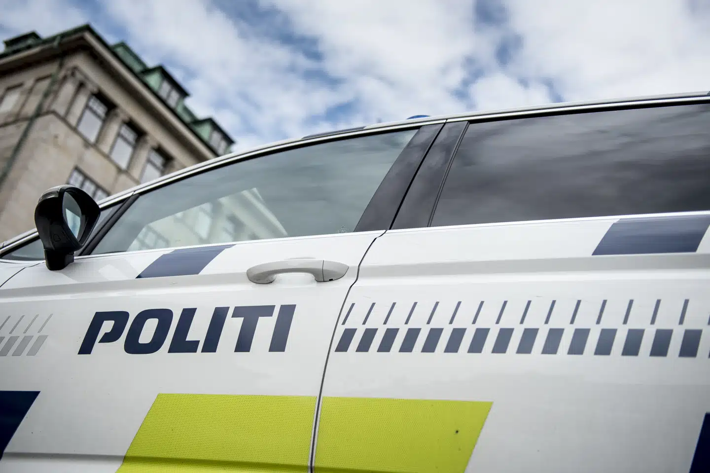 Under et stort sikkerhedsopbud bliver en mand tirsdag eftermiddag fremstillet i et grundlovsforhør ved Retten i Glostrup. Mads Claus Rasmussen/Ritzau Scanpix