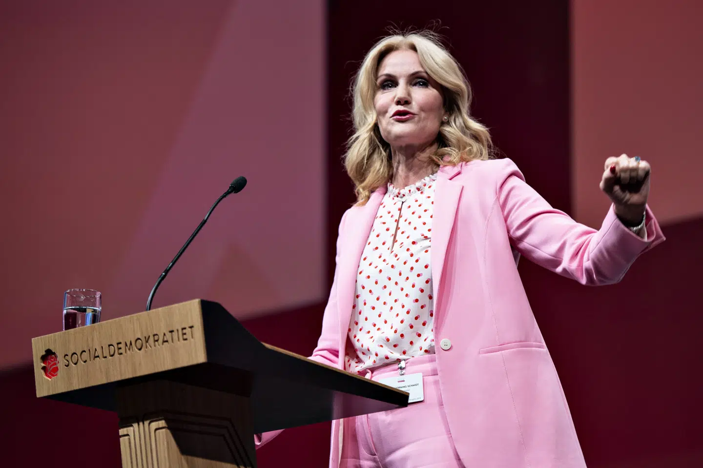 Tidligere formand Helle Thorning-Schmidt under sin tale ved Socialdemokratiets kongres i Aalborg Kongres og Kulturcenter lørdag. Her talte Thorning både om formandsskifte i Socialdemokratiet og om brexit, som hun følger på første parket i London, hvor hun i dag bor. Henning Bagger/Ritzau Scanpix