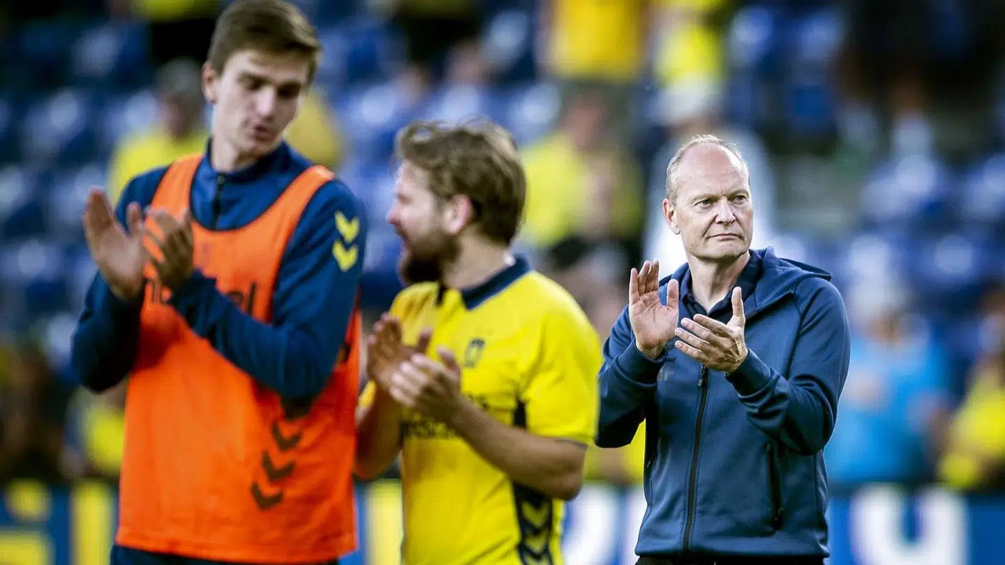 Brøndbys cheftræner Niels Frederiksen og Kasper Fisker efter Europa League kvalifikationskampen mellem Brøndby IF og FC Inter Turku, på Brøndby Stadion torsdag den 11. juli 2019. (Foto: Liselotte Sabroe/Scanpix 2019)