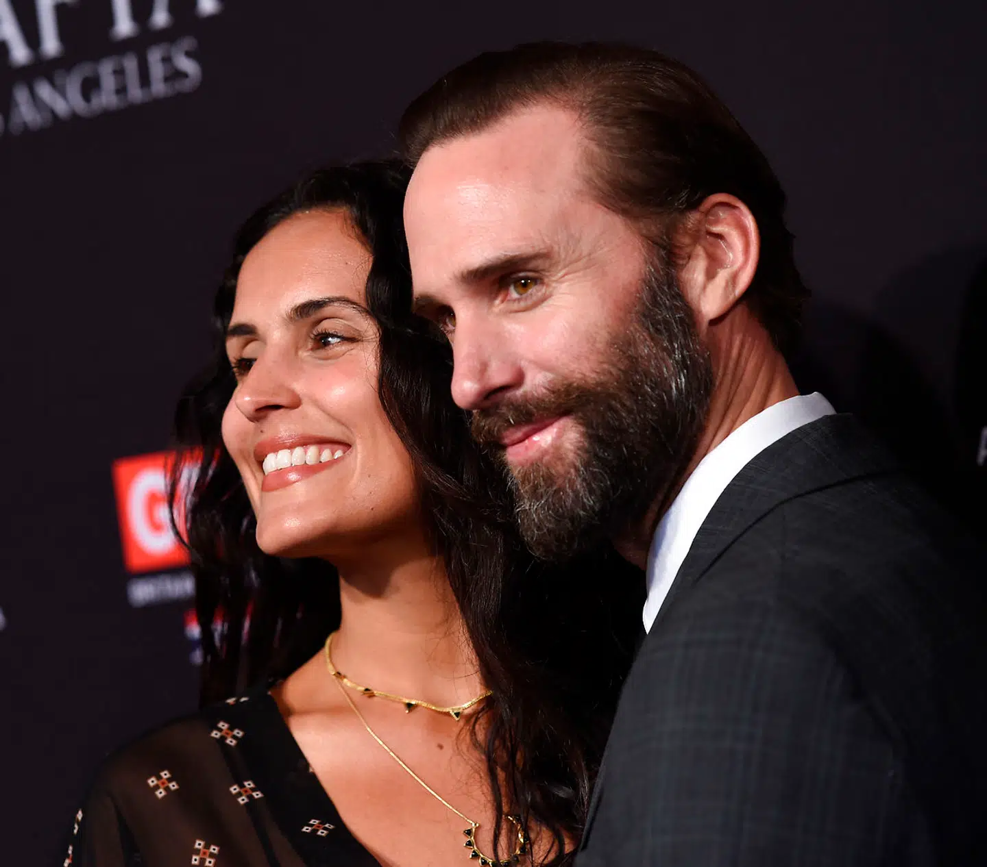 Actor Joseph Fiennes and his wife Maria Dolores Dieguez arrive for the BAFTA Los Angeles Awards Season Tea Party at the Four Season Hotel in Beverly Hills, California, on January 6, 2018. CHRIS DELMAS / AFP