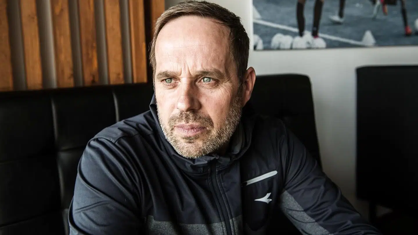 Det er sportsdirektør i Brøndby IF Carsten V. Jensen, som Kasper Fisker skal overbevise om en kontraktforlængelse.