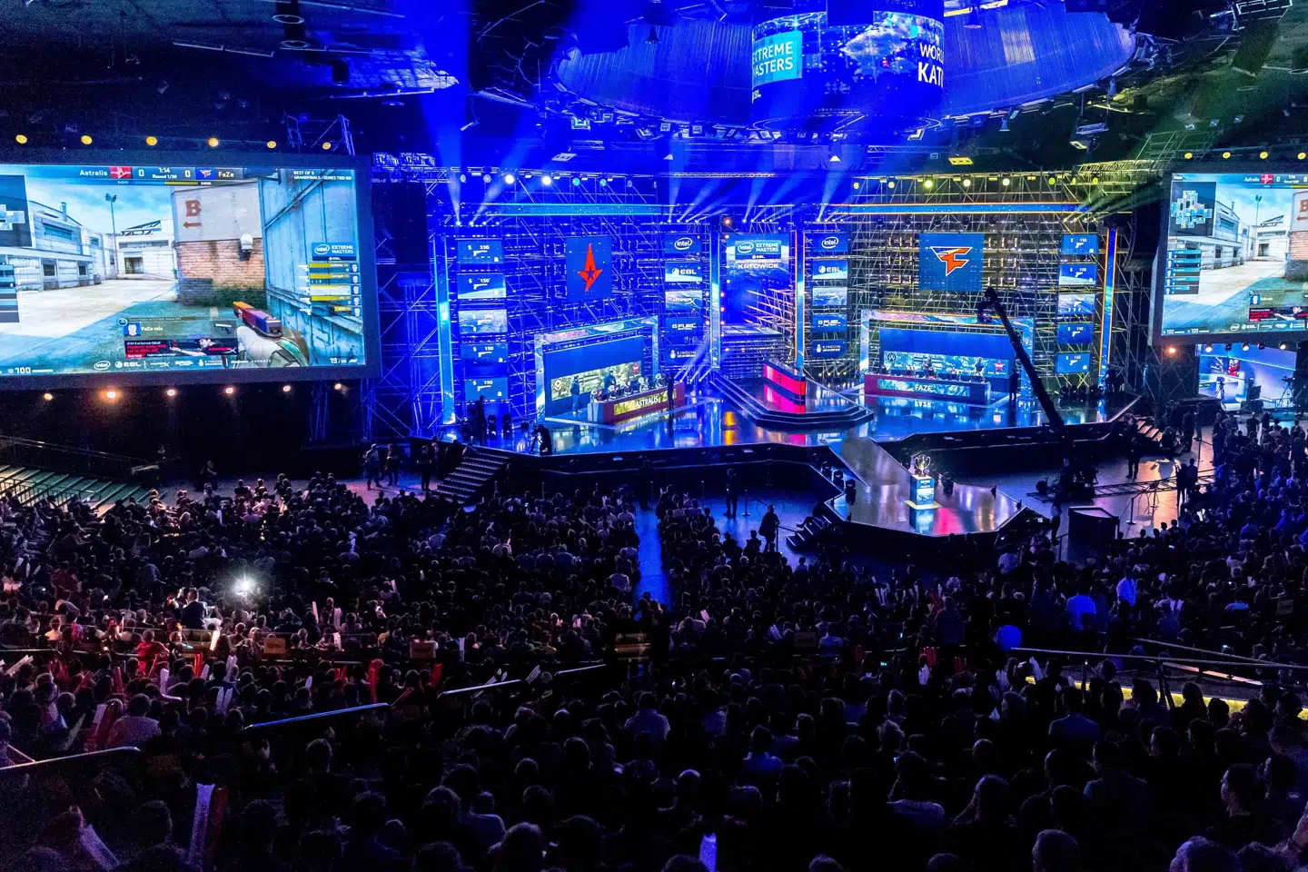 E-sportsturnering i Polen. Berlingske har fundet eksempler på, at Danske Spil kommunikerer direkte med børn og unge om konkrete odds på det sociale medie Twitter. (Arkivfoto). Andrzej Grygiel/Ritzau Scanpix