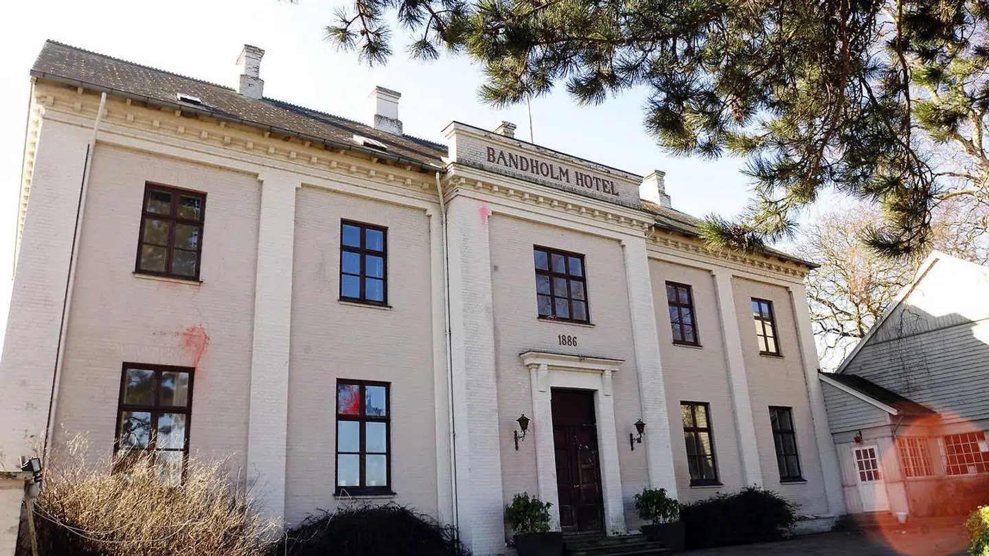Bandholm Hotel, ejet af Faderhuset, er nu solgt til selskabet Bandum Hotel Holding.