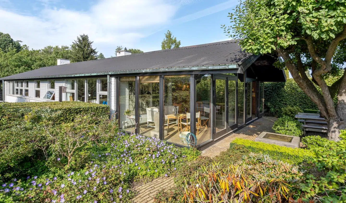 Nationalklenodiet Børge Mogensens tidligere hus er sat til salg.