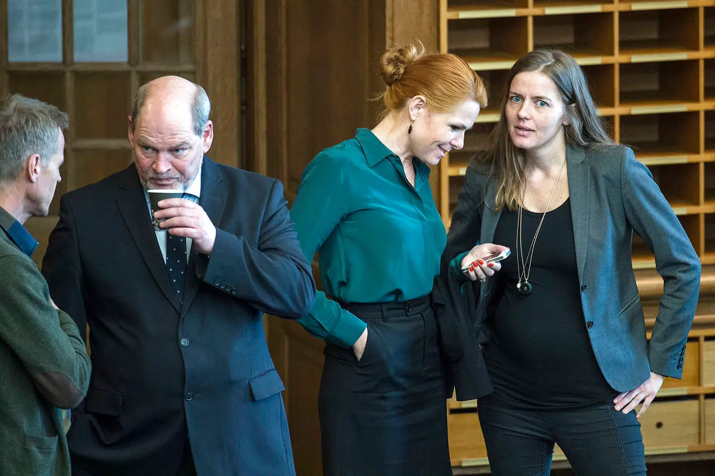 Spørgetimen i Folketinget. Inger Støjberg (V), Ellen Trane Nørby (V) og Minister for By, Bolig og landdistrikter Carsten Hansen (S).