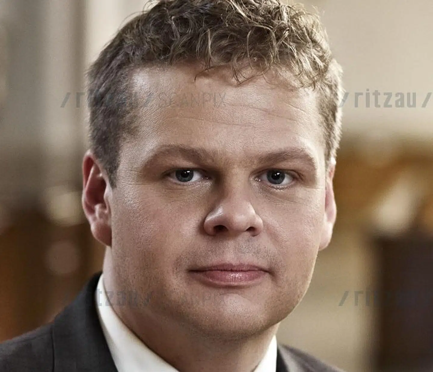 Anders Langballe har siden efteråret 2018 været gennem et længere sygdomsforløb. Hans stilling som politisk redaktør bliver nu overtaget af Troels Mylenberg.