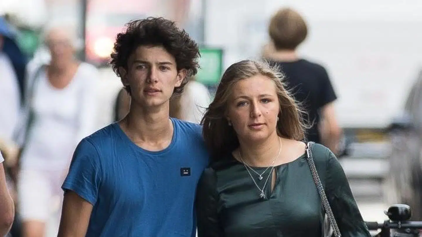 Prins Nikolai sammen med kæresten Benedikte Thoustrup, som også lige er blevet student fra Herlufsholm Skole. Forholdet er så seriøst, at de begge har mødt hinandens forældre.