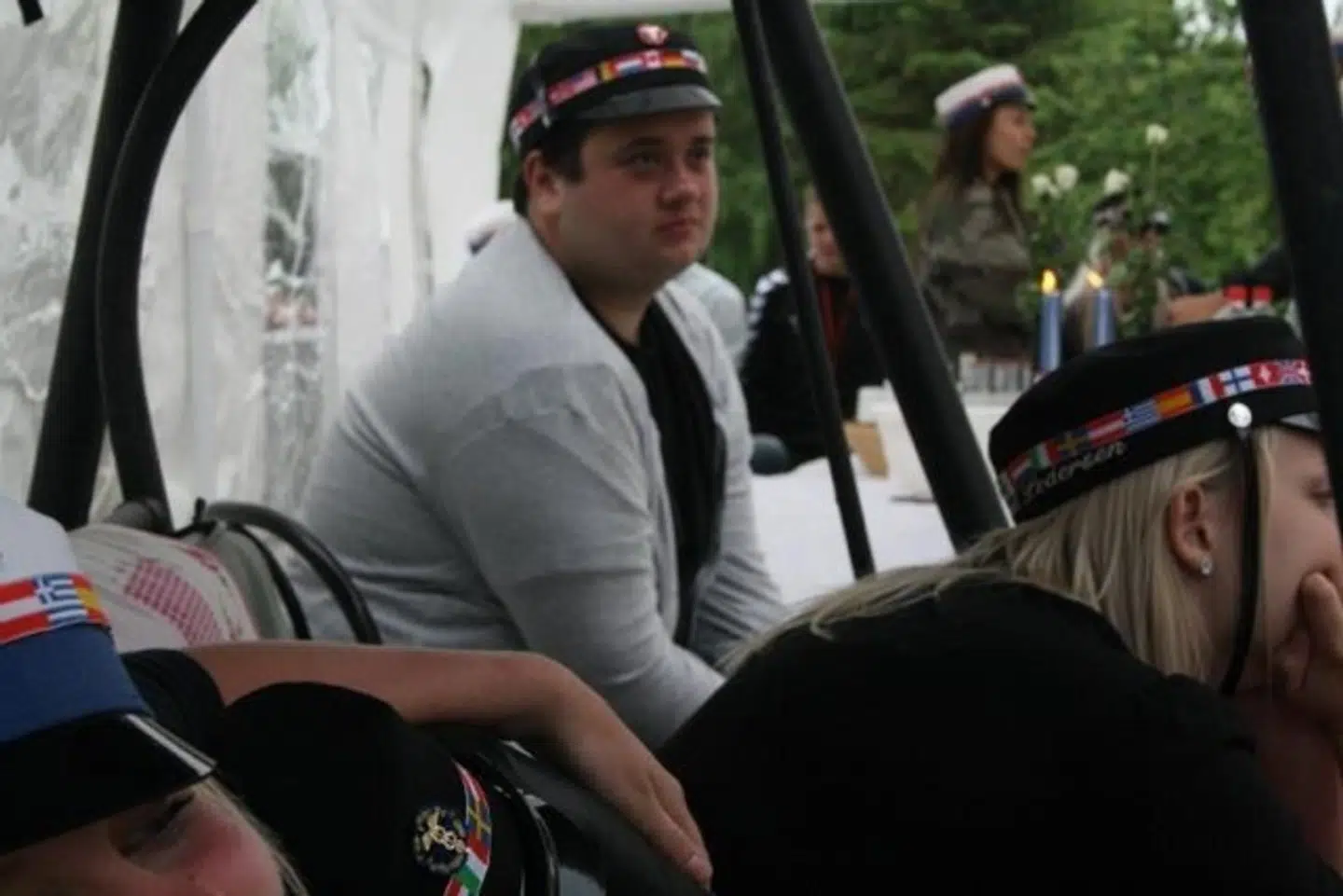 Dennis under sin studenterkørsel.