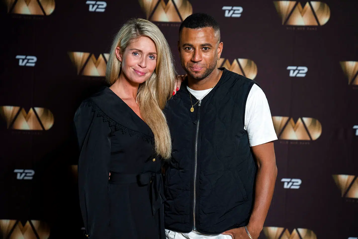 Den 34-årige tv-vært Christopher Læssøe skal danse med 40-årige Karina Frimodt.