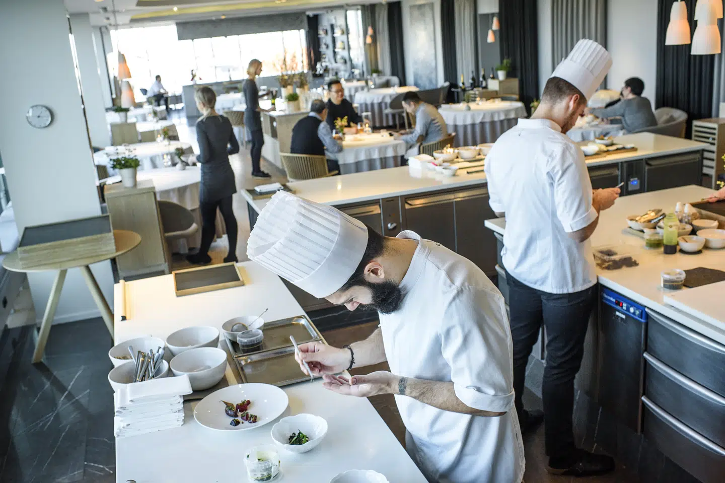 Ronni Mortensen er til daglig souschef på restauranten Geranium, der ligger Telia Parkens bygninger i København. Han skal repræsentere Danmark ved en europæisk kvalifikationsrunde i Tallinn næste sommer. (Arkivfoto) Niels Ahlmann Olesen/Ritzau Scanpix