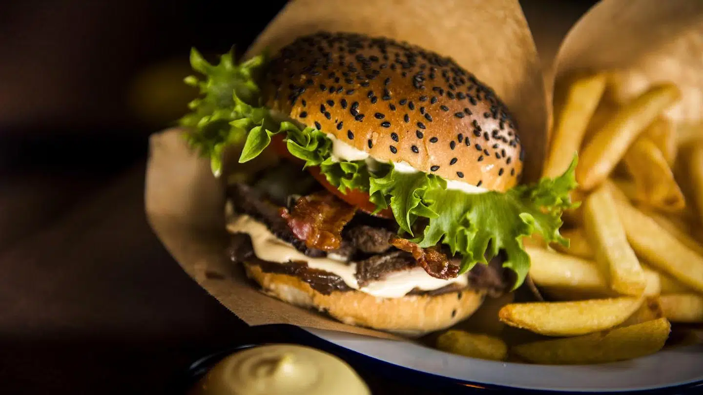 Grillen Burgerbar har eksisteret siden 2013, hvor de første restauranter åbnede på Nørrebro, Amagerbro og Christianshavn.