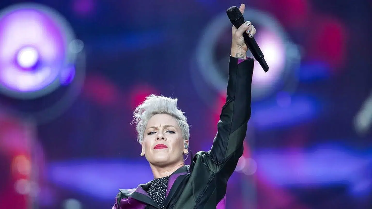 Her ses pink ved en koncert, som blev afholdt i juli 2019.. EPA/ENNIO LEANZA EDITORIAL USE ONLY