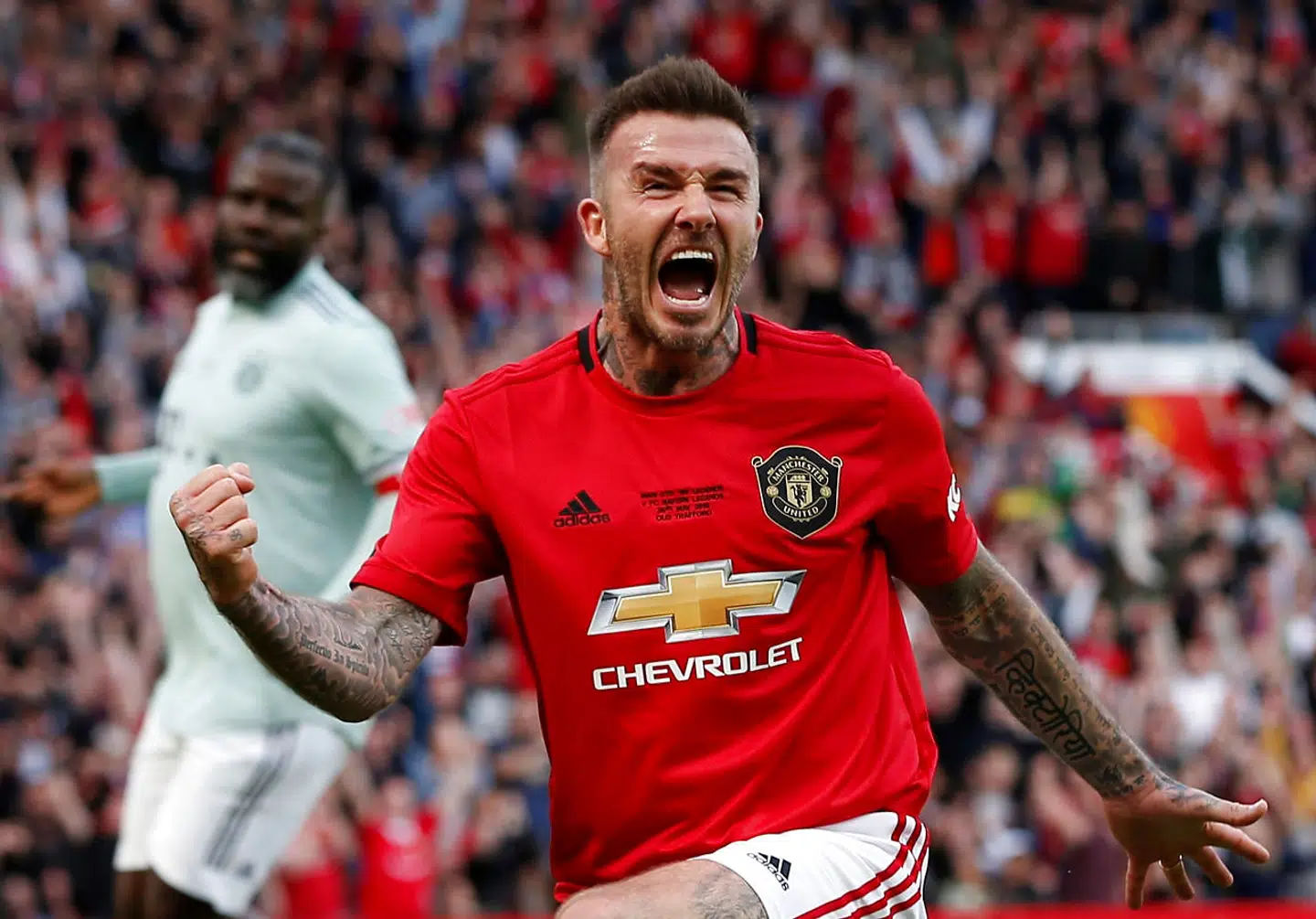 David Beckham får til gengæld ros med på vejen af Forlán.