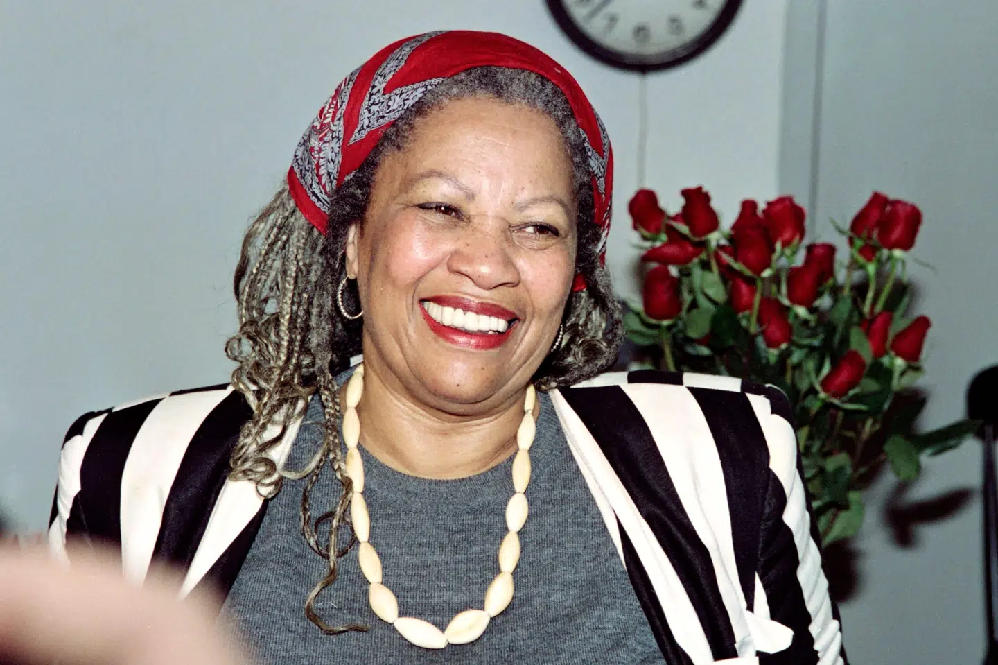 Verden fik øjnene op for nu afdøde forfatter og nobelpristager Toni Morrison (på billedet) med Salomons sang fra 1977. Hun fokuserede på slaverihistorie og racisme, og hendes værker er absolut stadig relevante i dag med debat om hvid overlegenhed, mener digter Mette Moestrup. (Arkivfoto). Don Emmert/Ritzau Scanpix
