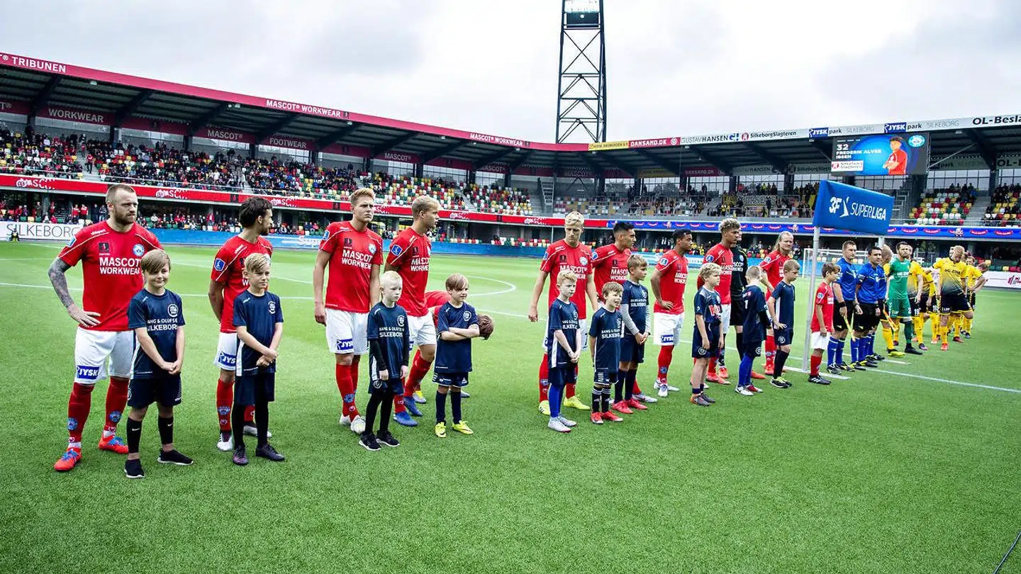 Silkeborg IF har hjemmebane på Jysk Park.