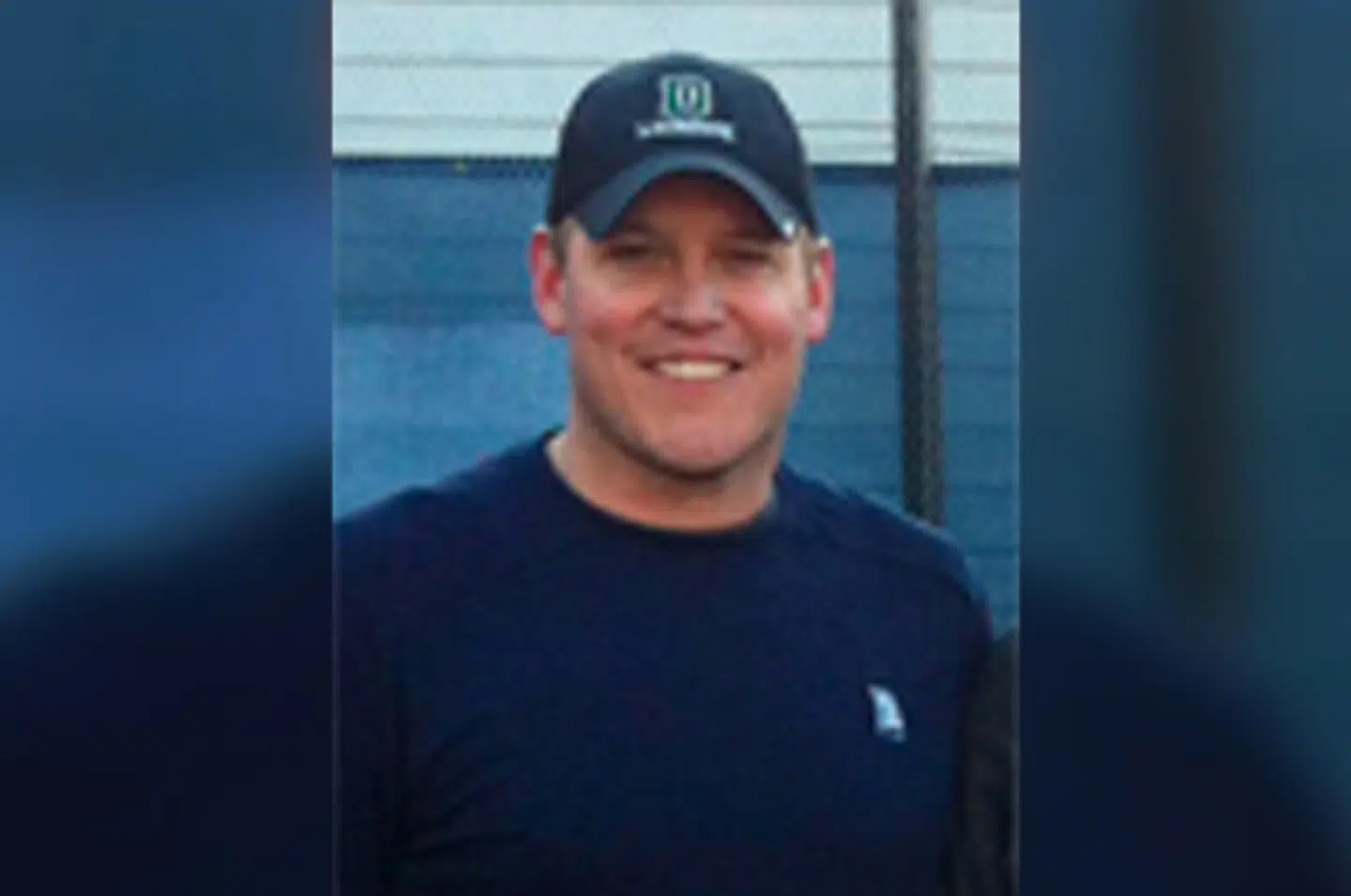 Den 44-årige familiefar siger, han handlede i selvforsvar.