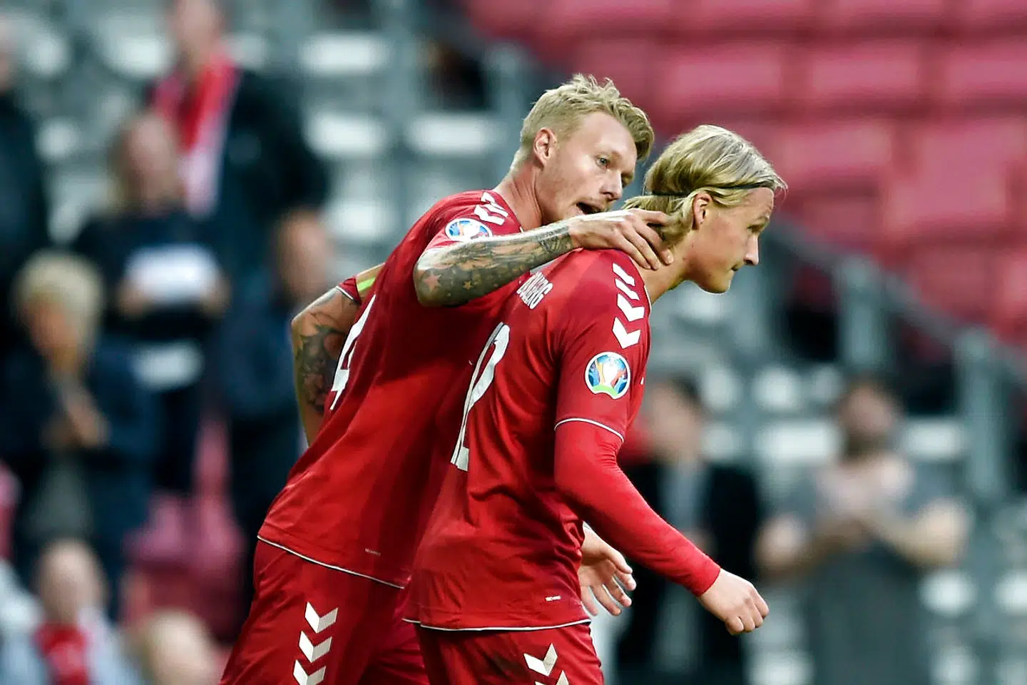 Så sent som i juni scorede Kasper Dolberg (th.) for Danmark i en EM-kvalifikationkamp mod Georgien.