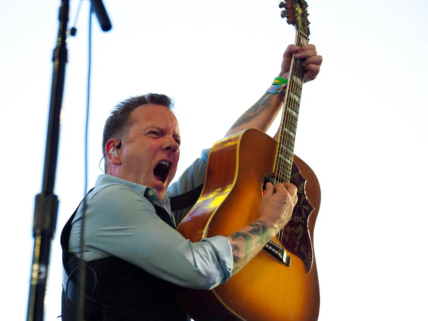 Kiefer Sutherland performs during the 2017 Stagecoach California's Country Music Festival at the Empire Polo Club on April 30, 2017 in Indio, California. Robyn Beck / AFP