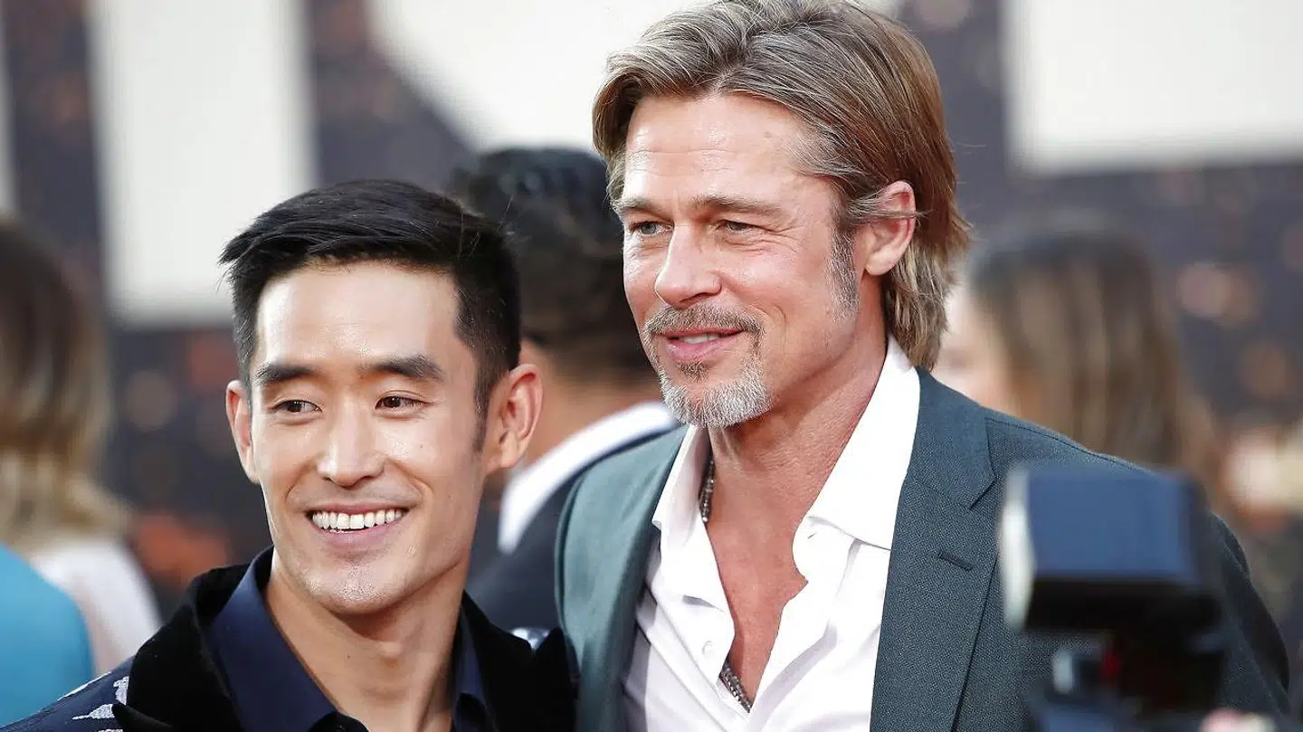 Michael Moh (t.v.) spiller den betømte kampsportsekspert Bruce Lee i filmen 'Once upon a time in Hollywood'. EPA/NINA PROMMER