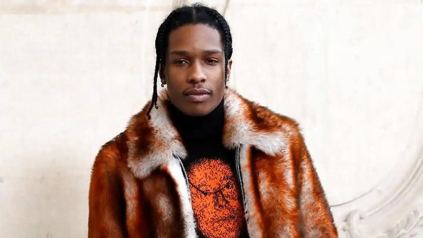Arkivfoto fra 2017 af den amerikanske rapper A$AP Rocky. (Photo by Patrick KOVARIK / AFP)