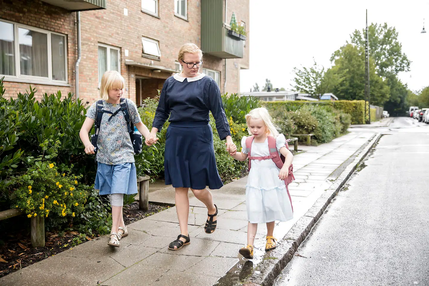 På tirsdag begynder Esther Rosenblad i skole. For hendes storesøster Edith, der skal i 4. klasse på Ellebjerg Skole, er skolen blevet hverdag.