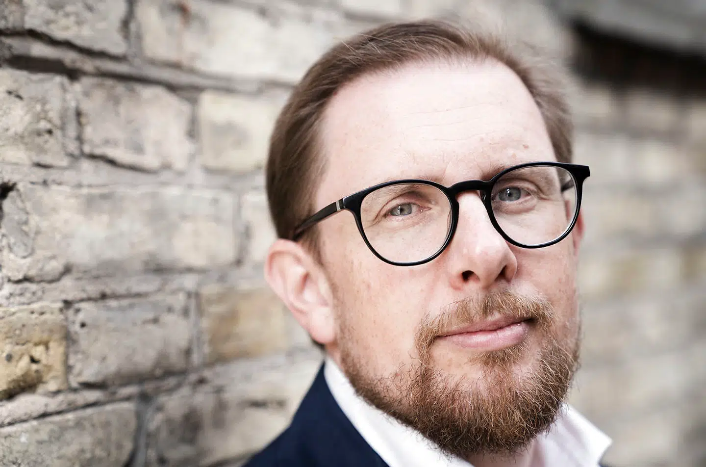 Simon Emil Ammitzbøll-Bille langer ud efter LGBT-talsperson. »Undskyld mig, men min seksualitet kommer vel ikke andre end mig selv ved?« lyder det.