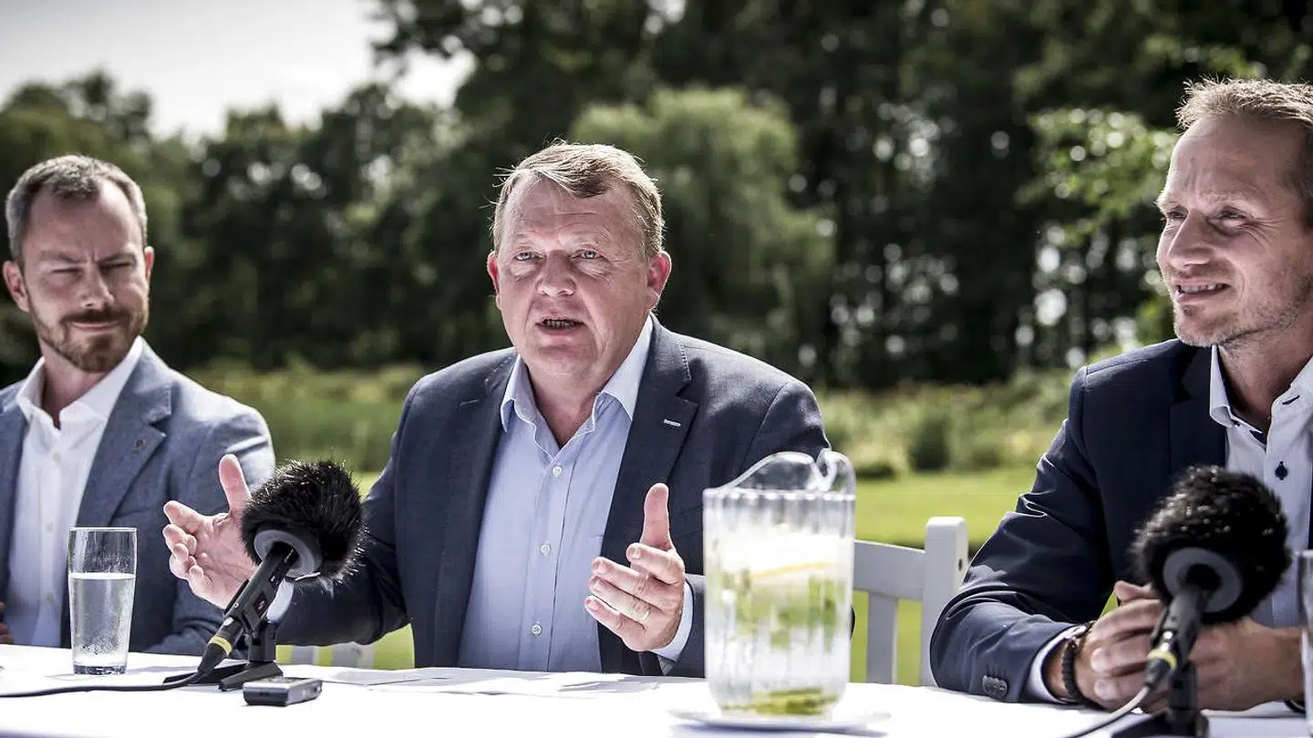 Her ses Jakob Ellemann, Lars Løkke Rasmussen og Kristian Jensen ved pressemødet i forbindelse med Venstres sommergruppemøde.