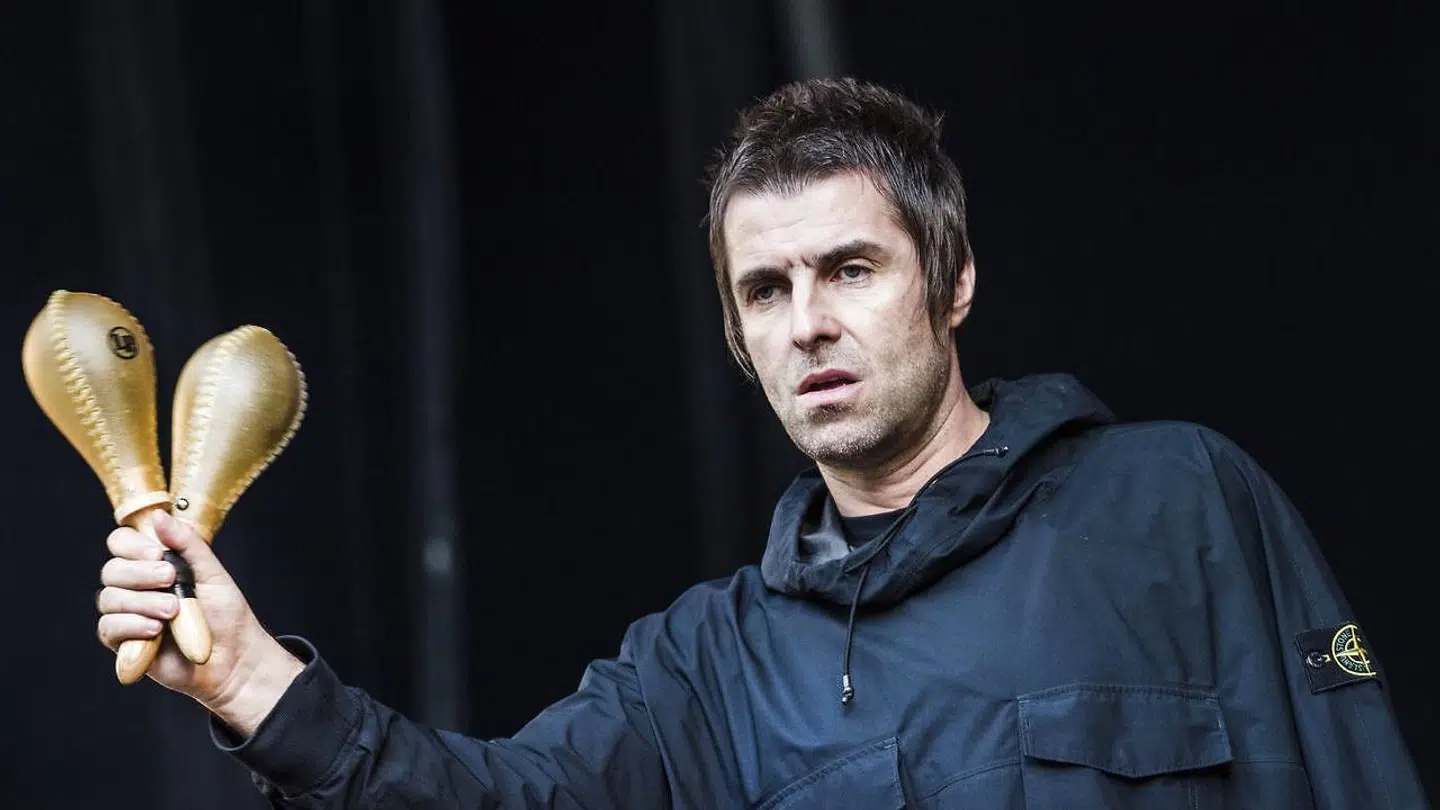 Den altid storsmilende Liam Gallagher på Stjernescenen på Smukfest lørdag den 10 .august 2019.