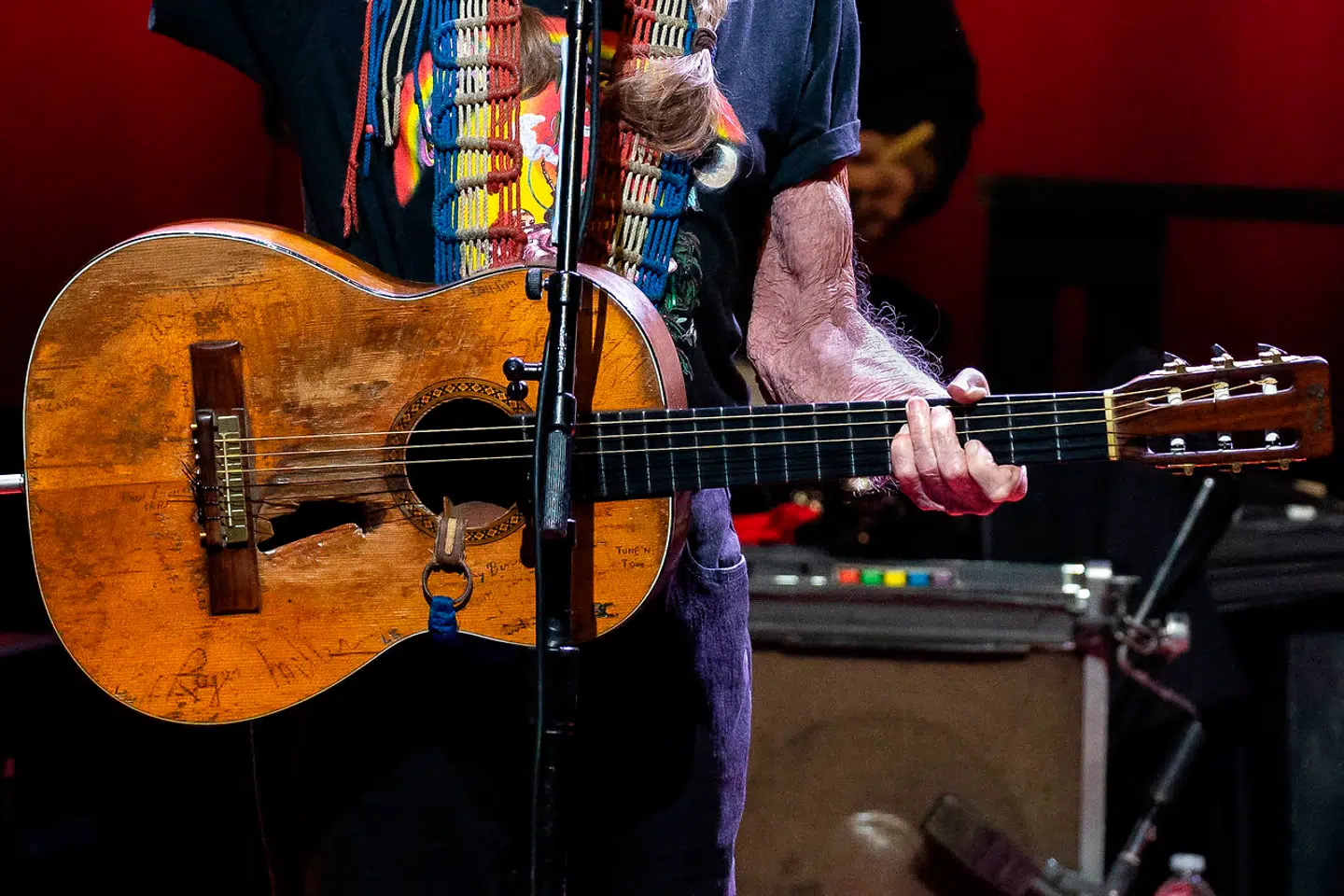 Willie Nelsons guitar "Trigger".