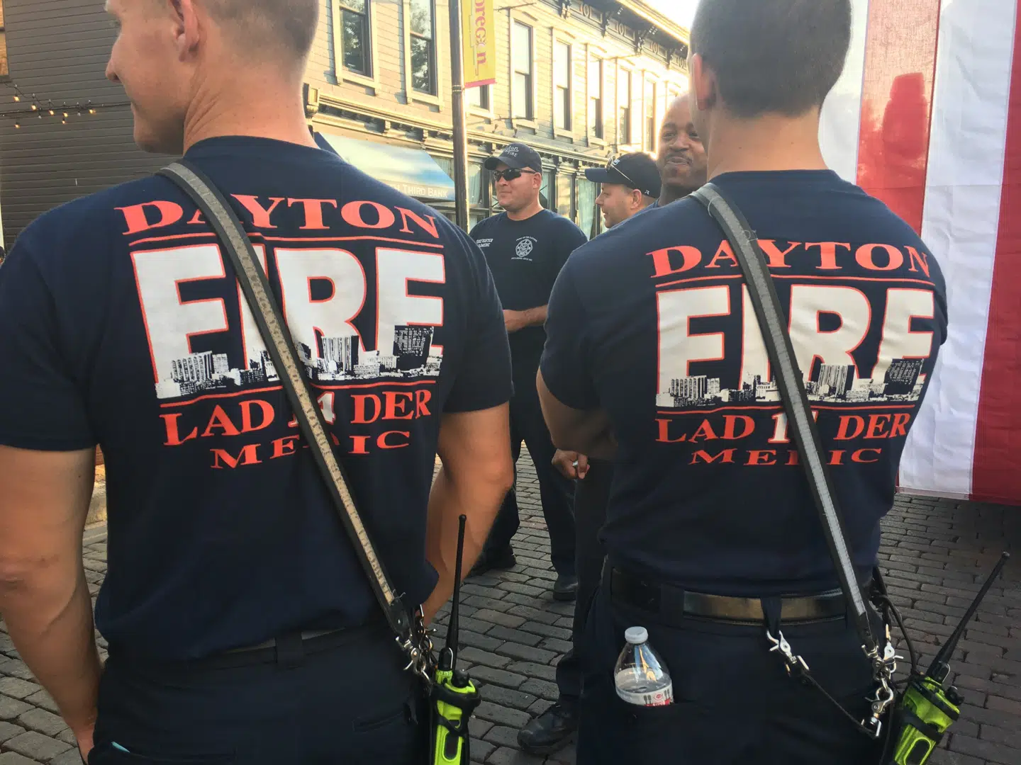 Brandfolk og politi var dagens helte i Dayton.