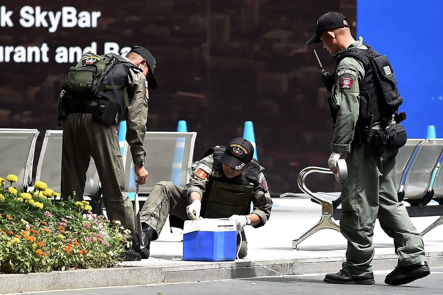 Bombeenheden hos thailandsk politi på stedet.