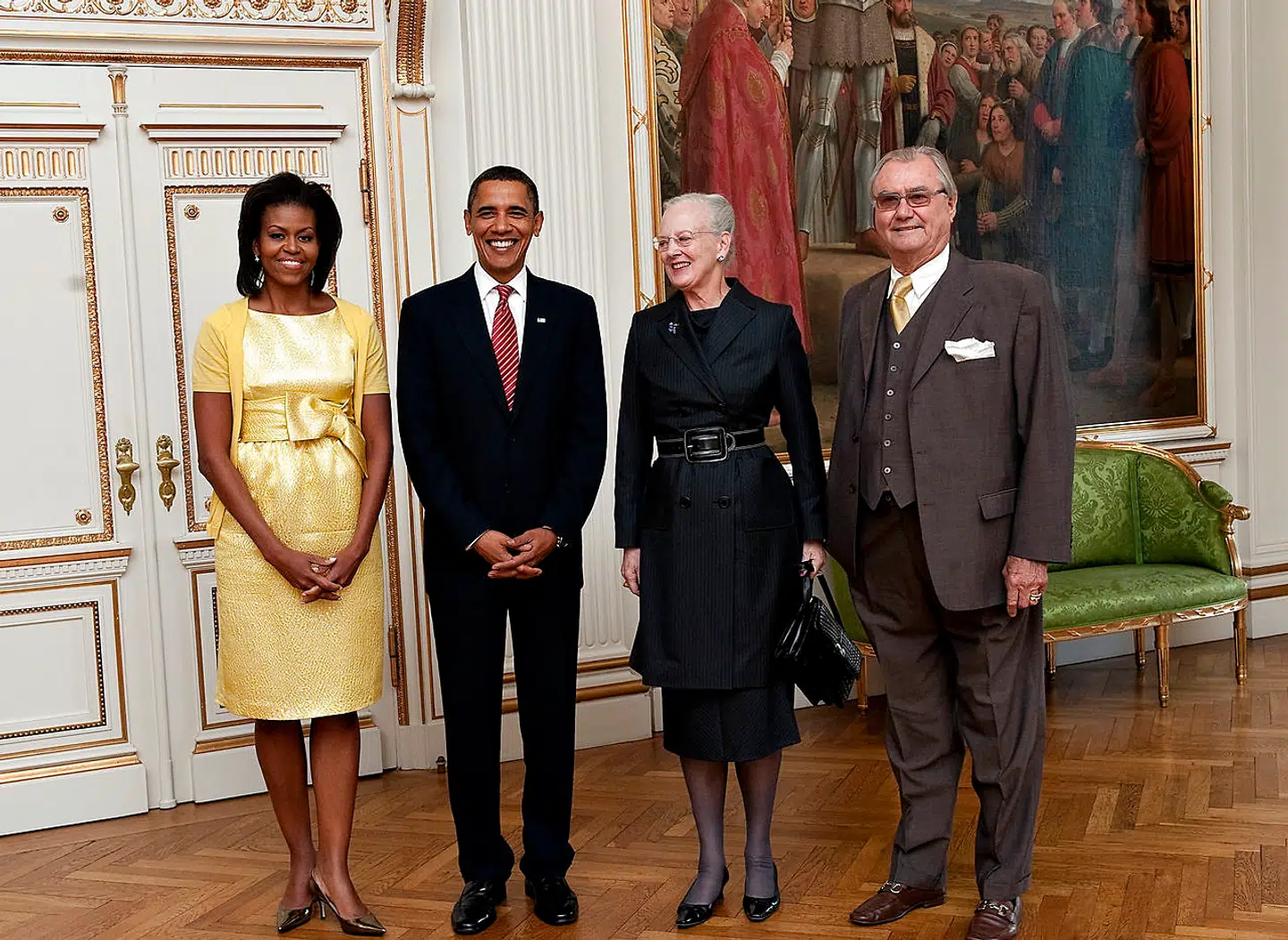 Det er fjerde gang, at en siddende amerikansk præsident aflægger Danmark et besøg, når Donald Trump og førstedame Melania Trump kommer i begyndelsen af september. Her ses dronning Margrethe og prins Henrik i 2009, da den daværende amerikanske præsident, Barack Obama, og hans hustru, Michelle Obama, lagde vejen forbi Danmark. Besøget var dog i anledning af, at der var klimatopmøde i København og dermed ikke et officielt statsbesøg.