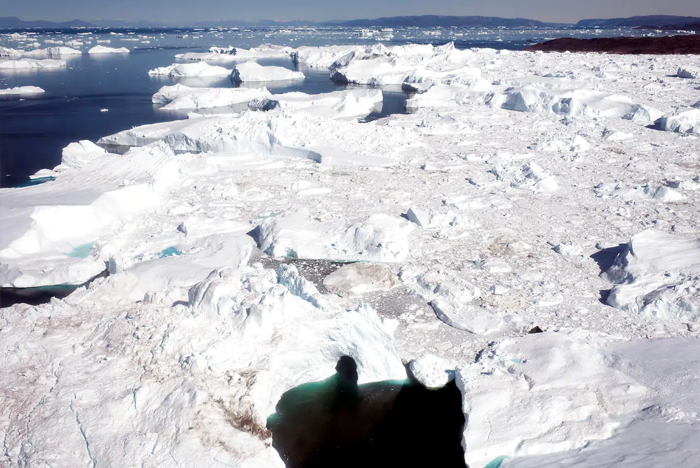 Statsminister Mette Frederiksen (S) og Donald Trump kommer til at tale om Arktis og sikkerhedspolitik under statsbesøget 2.-3. september. Her Ilulissat i Diskobugten i det vestlige Grønland.