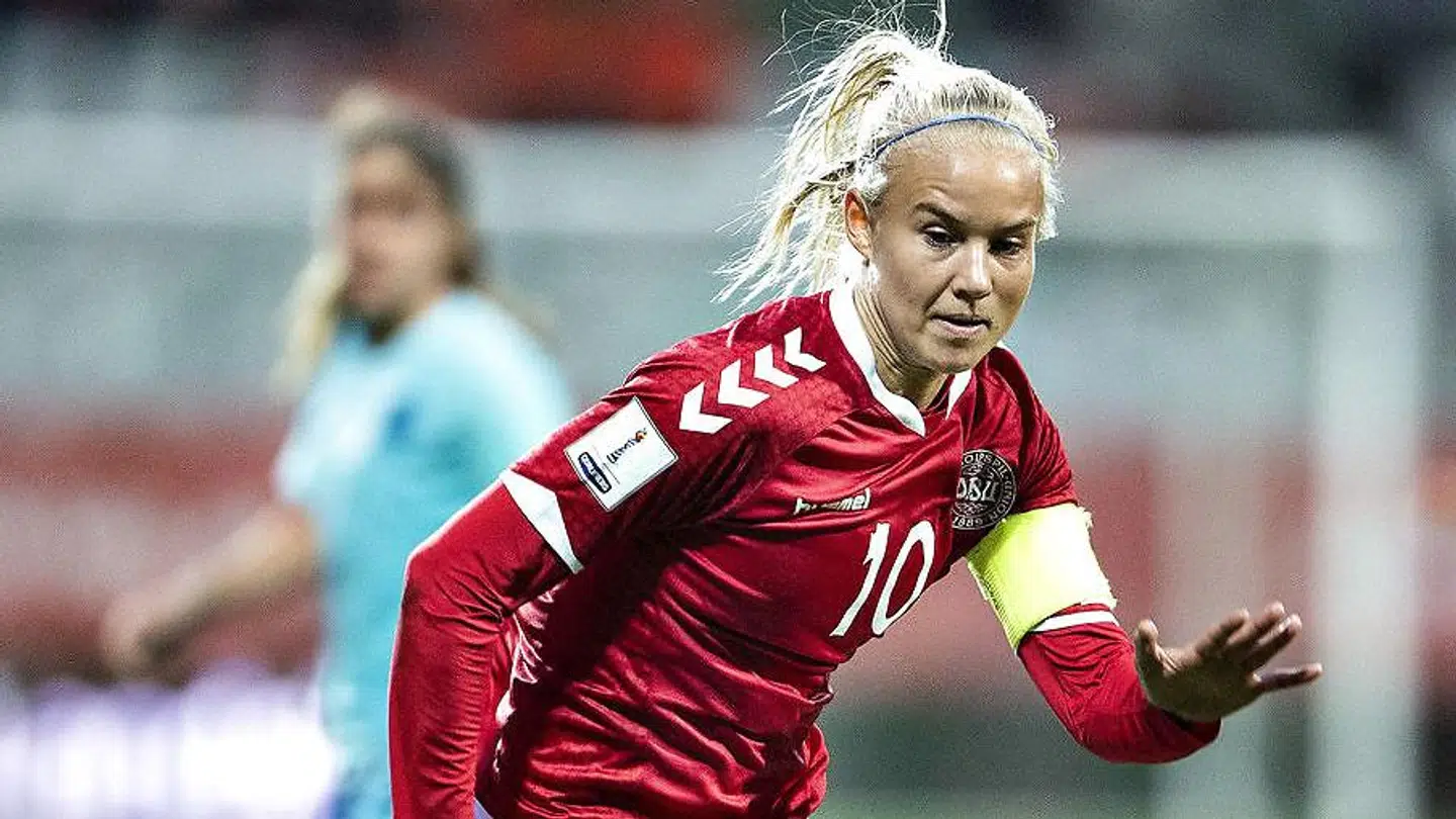 Pernille Harder spiller for det Wolfsburg og det danske landshold.