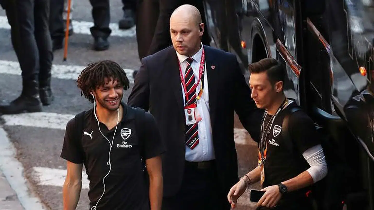 Elneny og Özil har været i vælten for andet end fodbold.